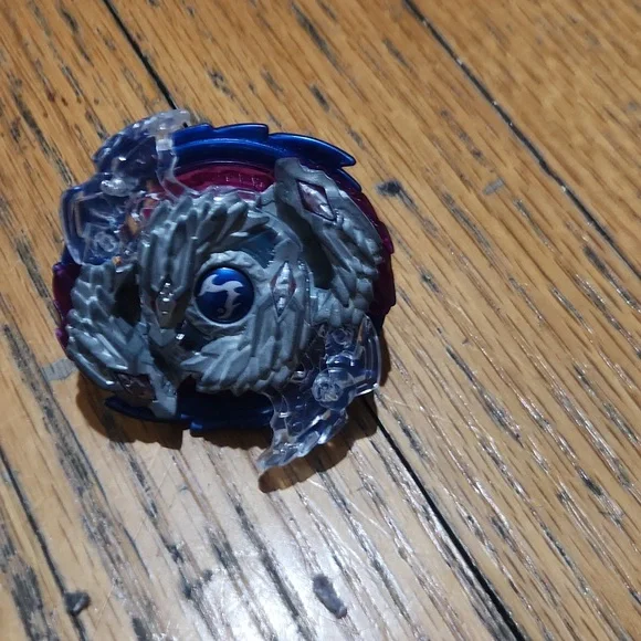 This is the best beyblades with cool and good ones. Such as spryzen and lunar. - Picture 8 of 8